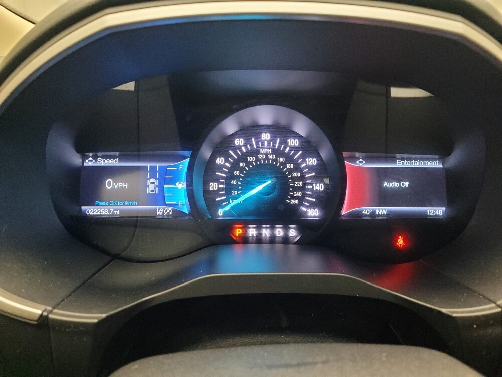 2020 Ford Edge in St. Louis, MO 63125 - 18101477 23