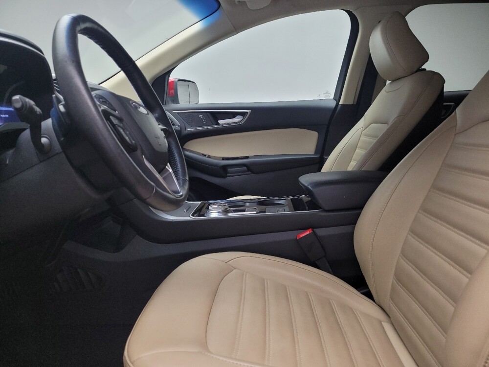 2020 Ford Edge in St. Louis, MO 63125 - 18101477 17