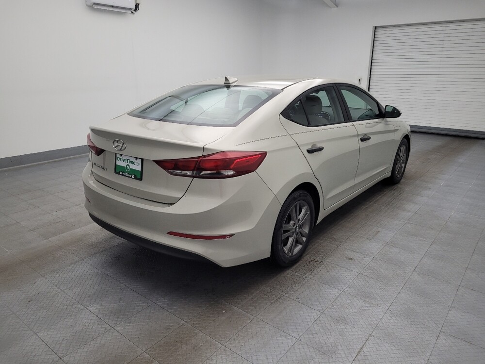 2018 Hyundai Elantra in Louisville, KY 40258 - 18101478 9