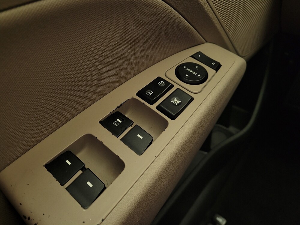 2018 Hyundai Elantra in Louisville, KY 40258 - 18101478 27