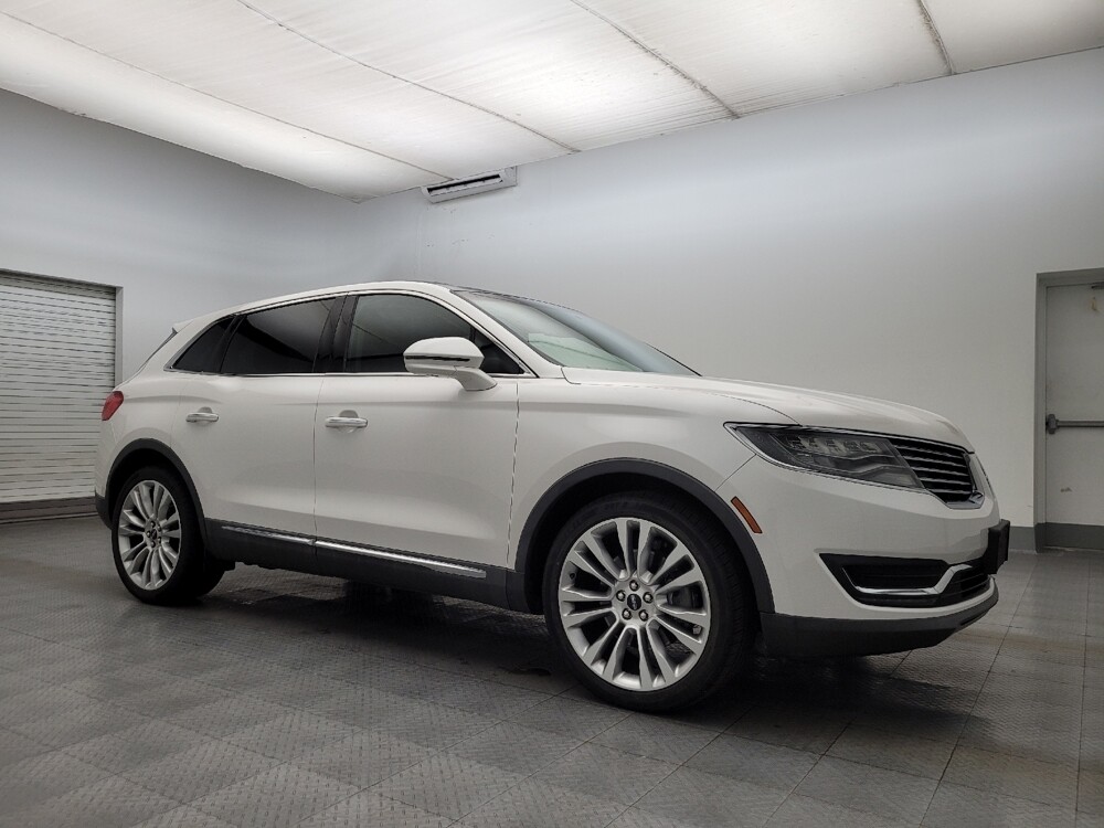 2016 Lincoln MKX in Glendale, AZ 85301 - 18101480 11
