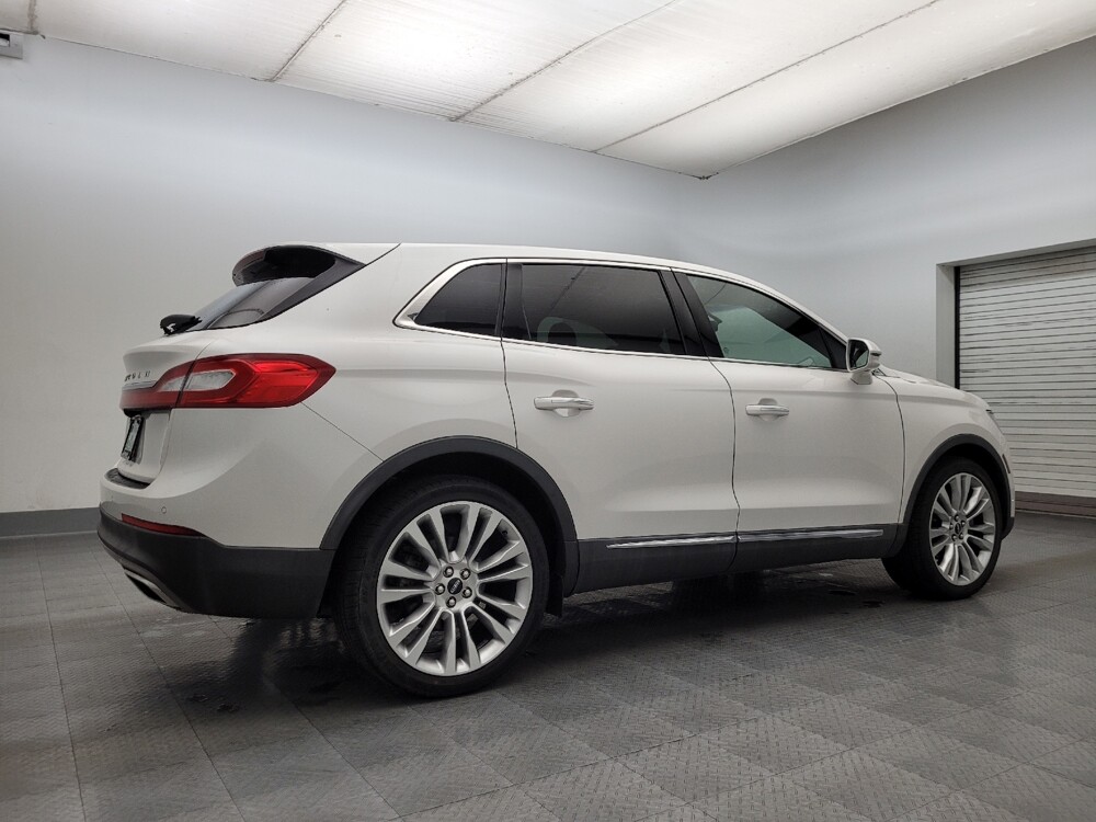 2016 Lincoln MKX in Glendale, AZ 85301 - 18101480 10