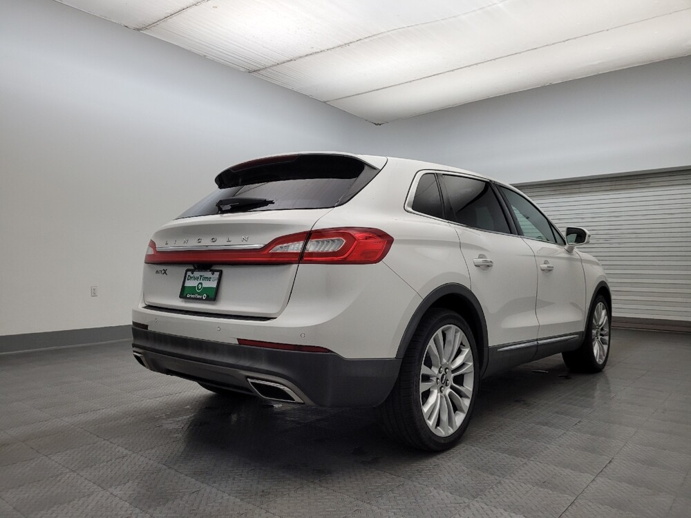 2016 Lincoln MKX in Glendale, AZ 85301 - 18101480 9