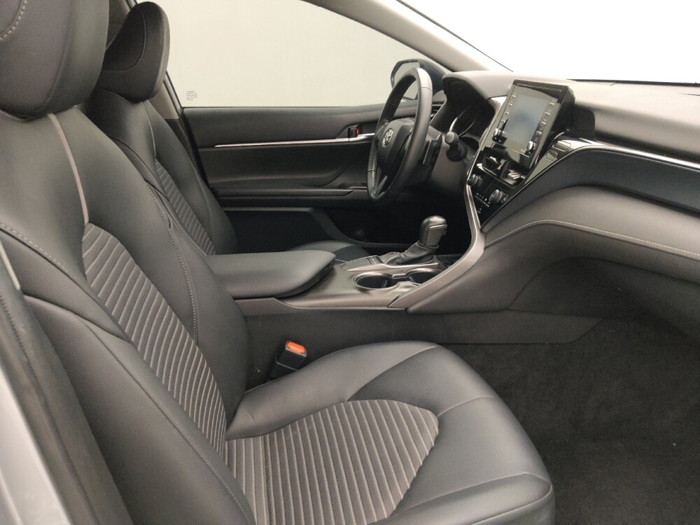2022 Toyota Camry in Morrow, GA 30260 - 18101481 21