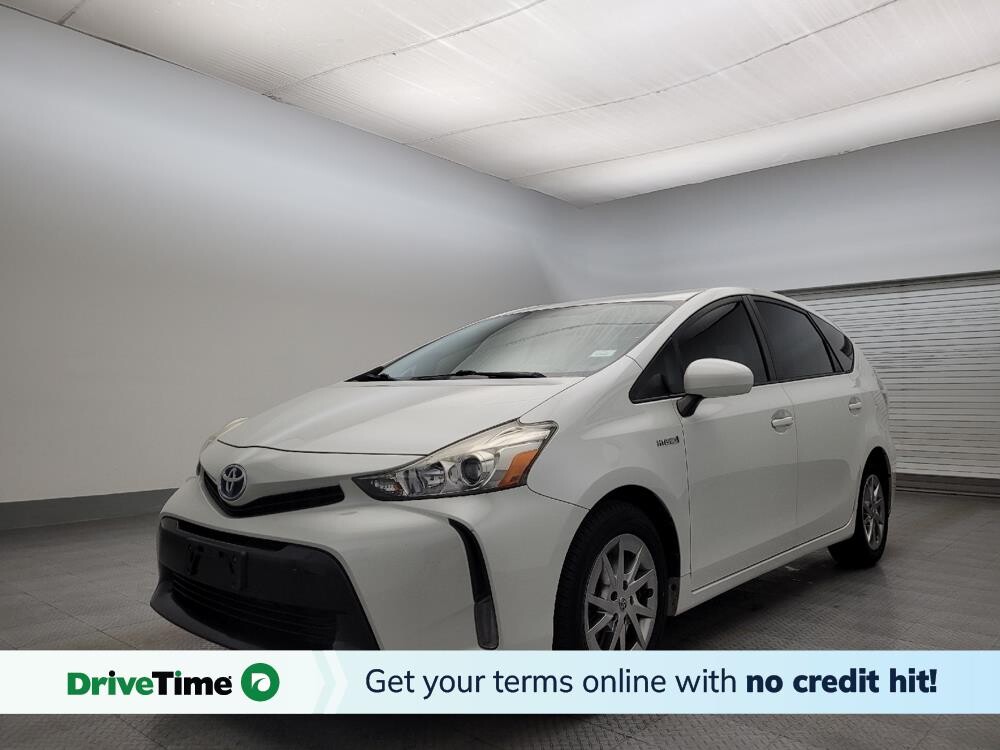 2015 Toyota Prius V in Glendale, AZ 85301 - 18101482