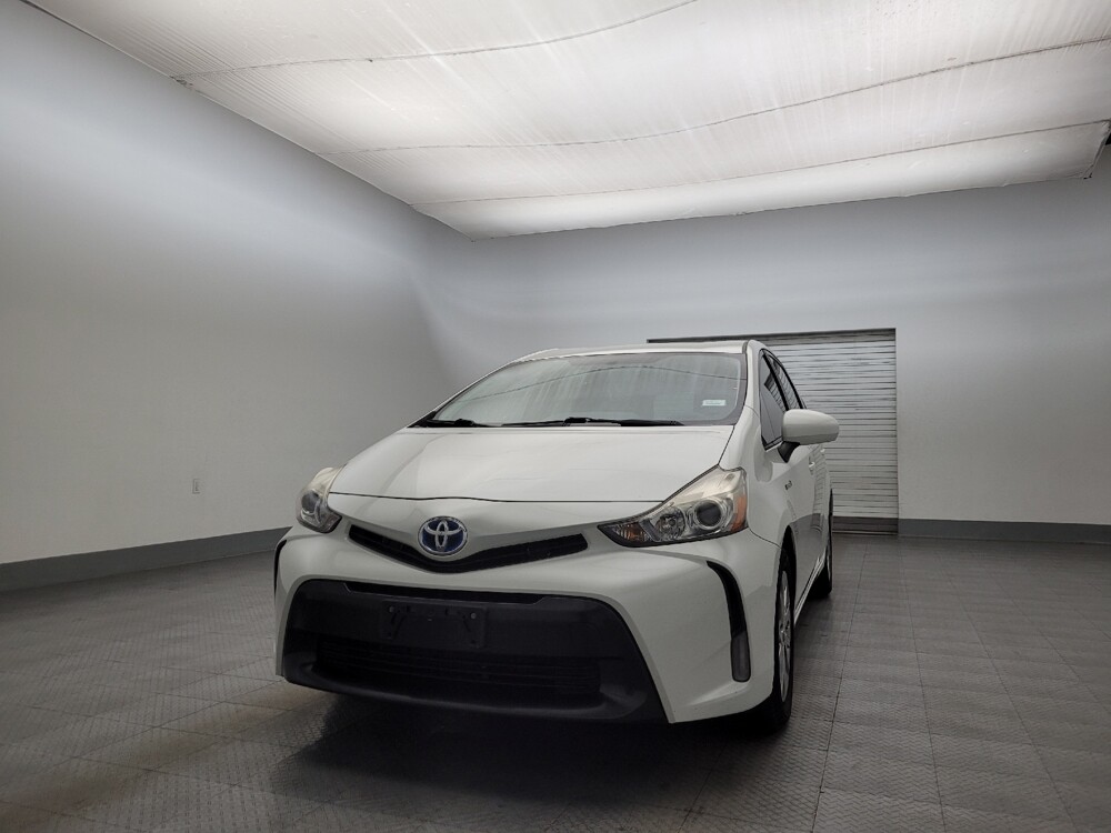 2015 Toyota Prius V in Glendale, AZ 85301 - 18101482 15