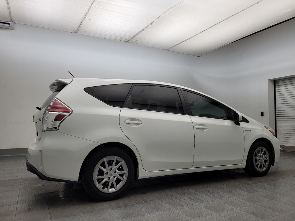 2015 Toyota Prius V in Glendale, AZ 85301 - 18101482 10