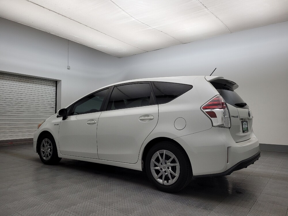 2015 Toyota Prius V in Glendale, AZ 85301 - 18101482 3