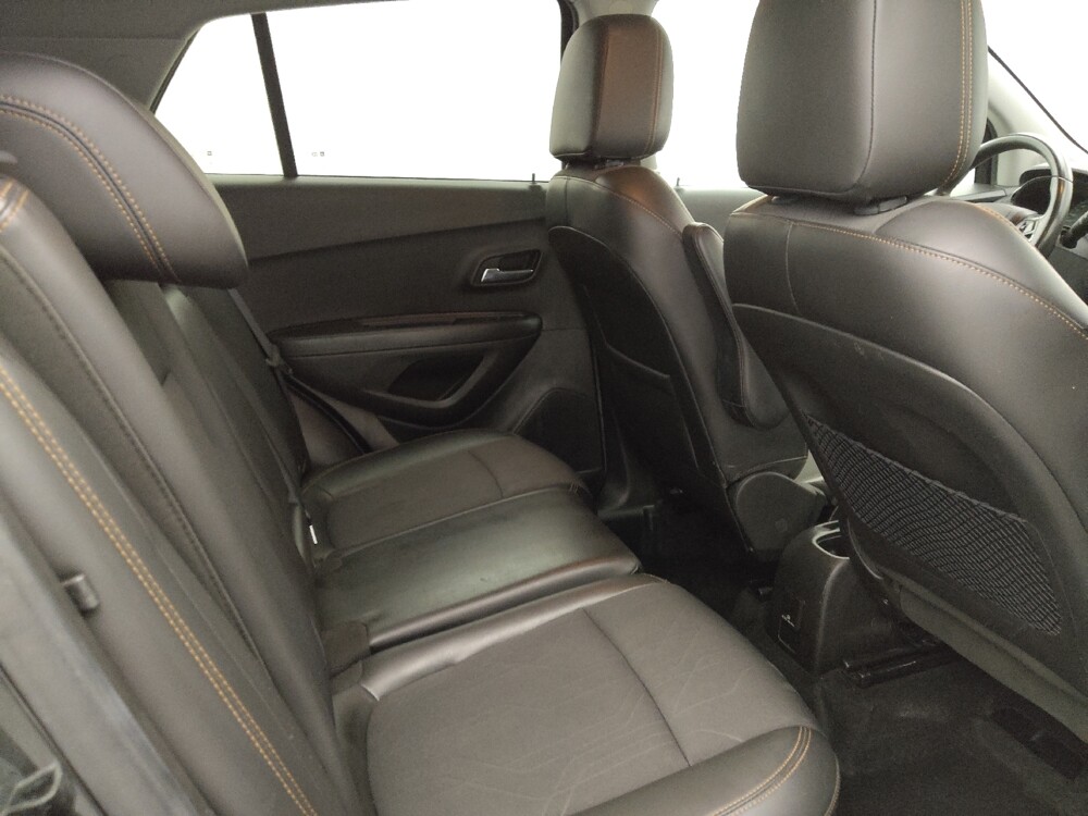 2019 Chevrolet Trax in Tampa, FL 33619 - 18101490 19