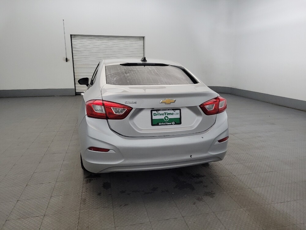 2017 Chevrolet Cruze in Chesapeake, VA 23320 - 18101491 6