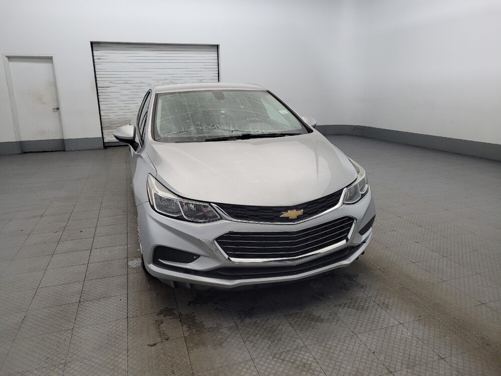 2017 Chevrolet Cruze in Chesapeake, VA 23320 - 18101491 14