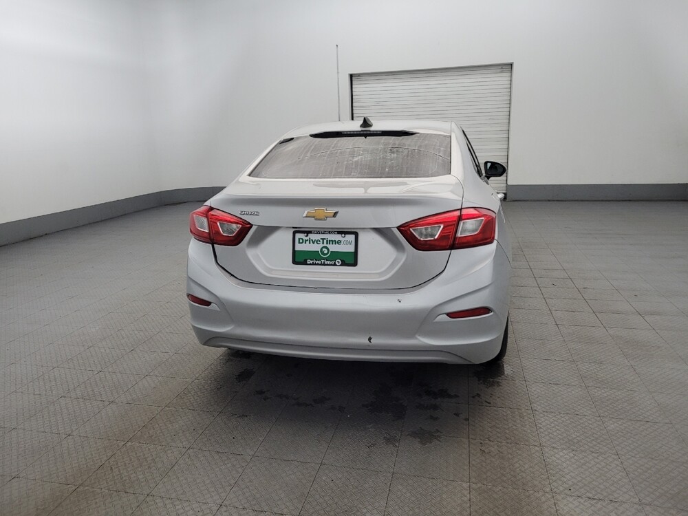2017 Chevrolet Cruze in Chesapeake, VA 23320 - 18101491 7