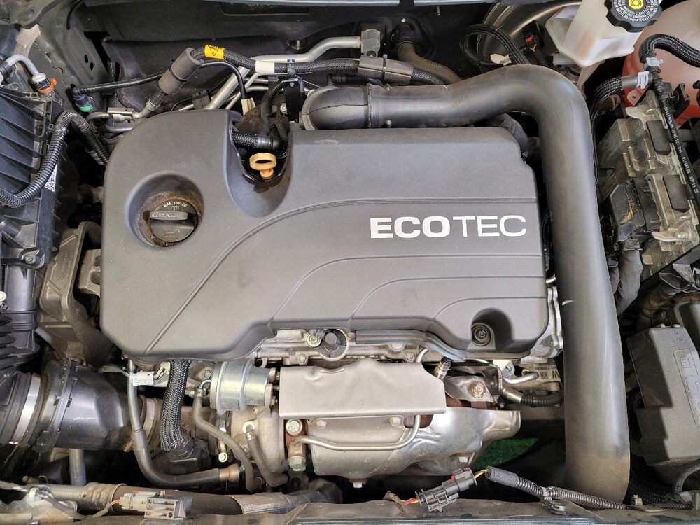 2021 Chevrolet Equinox in Fairfield, OH 45014 - 18101497 30