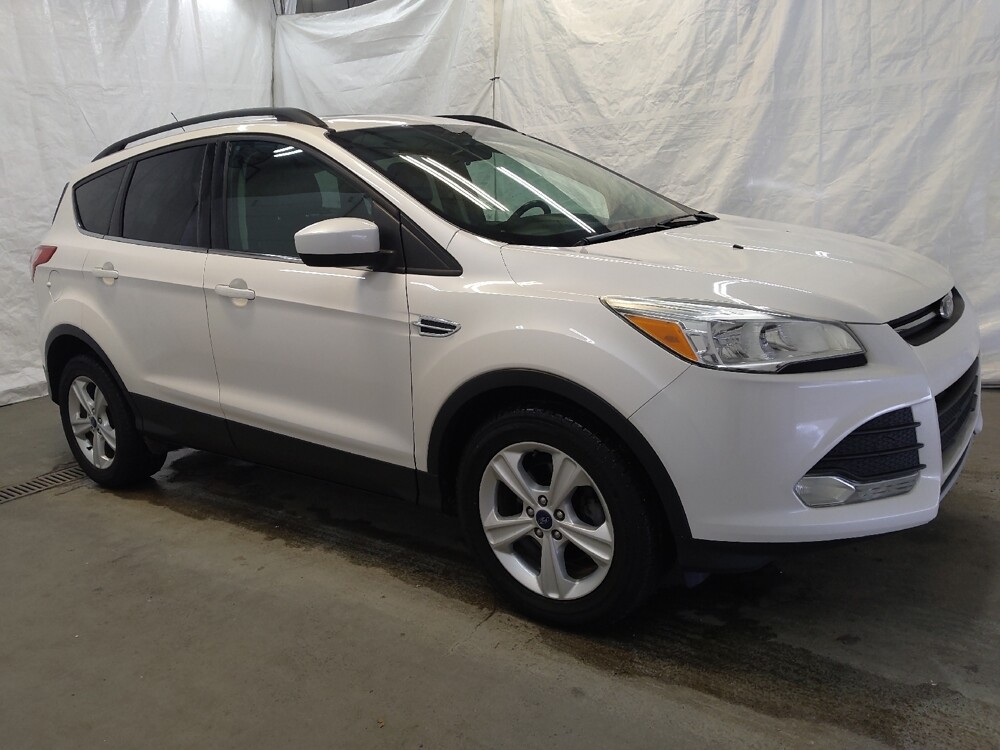 2014 Ford Escape in Fairfield, OH 45014 - 18101500 11