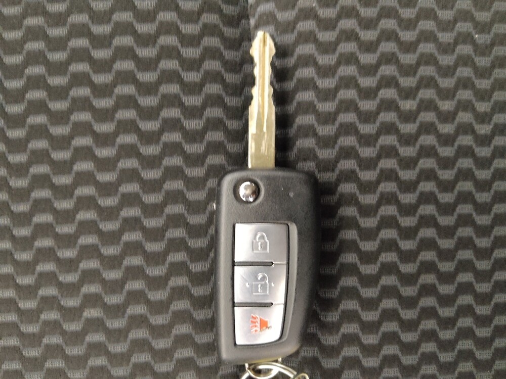 2018 Nissan Rogue Sport in Tampa, FL 33612 - 18101502 32