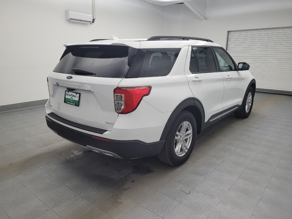 2020 Ford Explorer in Columbus, OH 43228 - 18101510 9