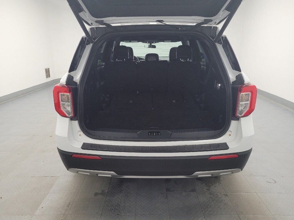 2020 Ford Explorer in Columbus, OH 43228 - 18101510 29