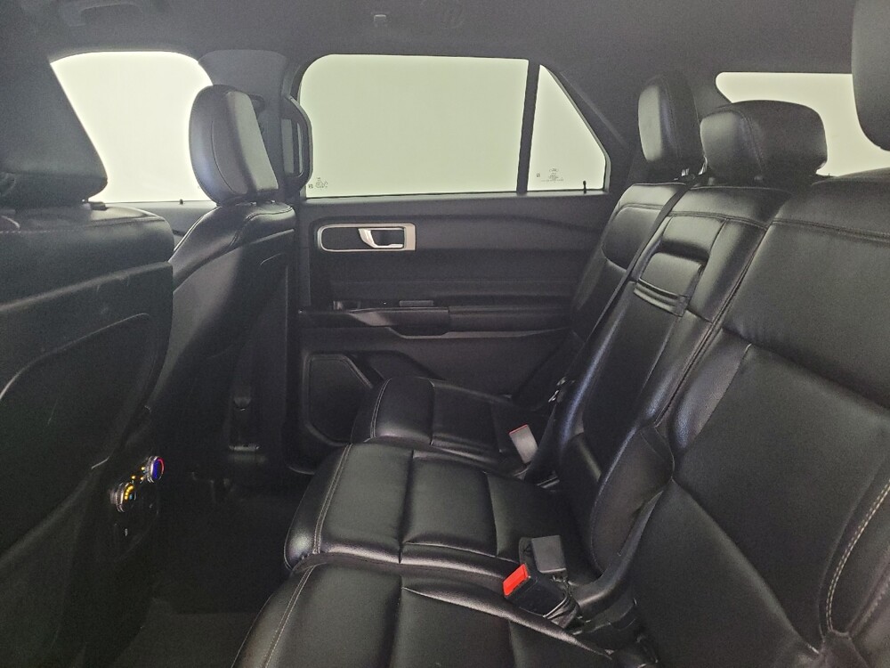 2020 Ford Explorer in Columbus, OH 43228 - 18101510 18