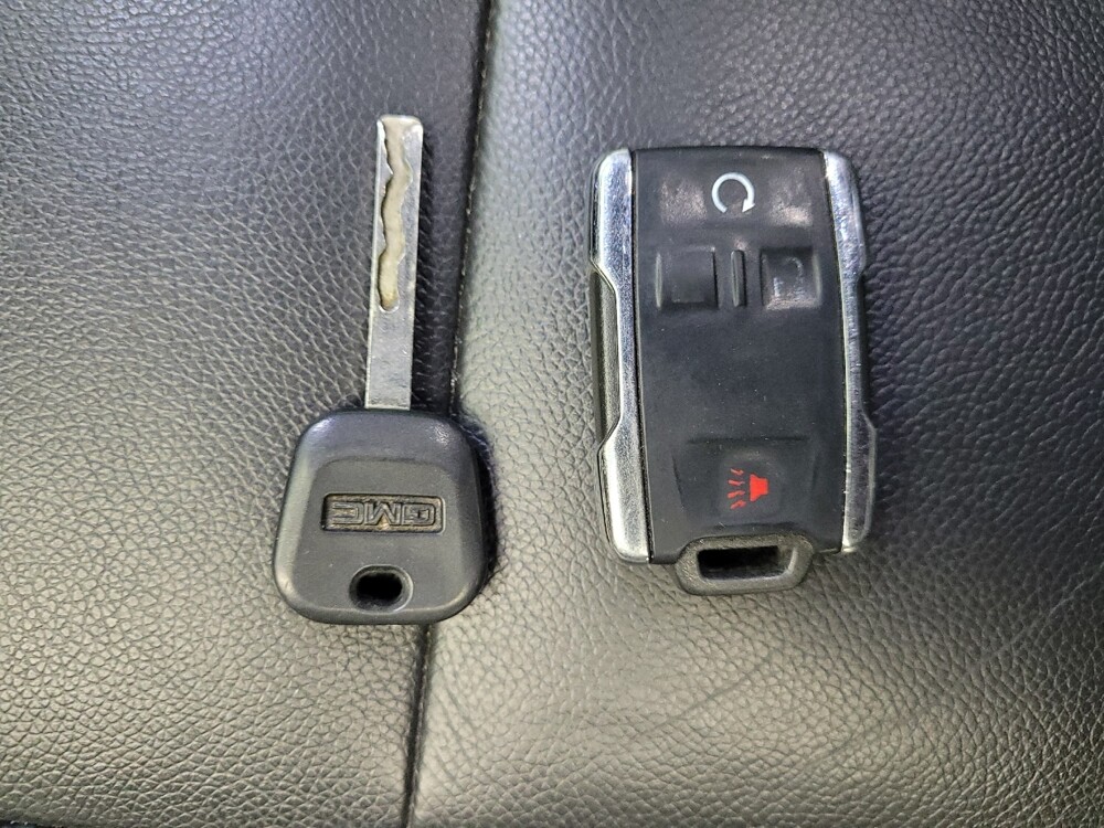 2018 GMC Sierra 1500 in Eastpointe, MI 48021 - 18101514 32