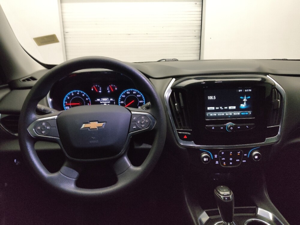 2019 Chevrolet Traverse in Jackson, MS 39211 - 18101516 22