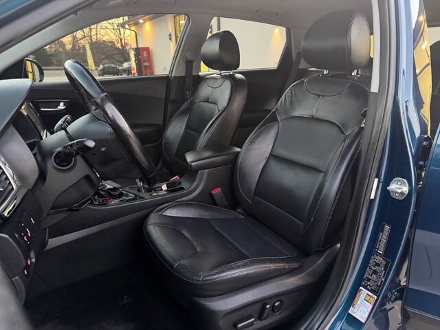 2017 Kia Niro in Knoxville, TN 37920 - 18101522 13