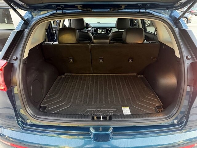 2017 Kia Niro in Knoxville, TN 37920 - 18101522 9