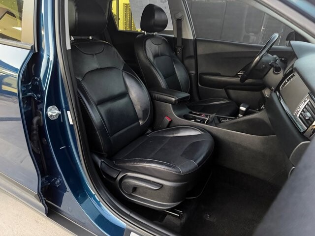 2017 Kia Niro in Knoxville, TN 37920 - 18101522 17