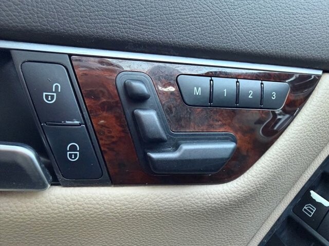 2013 Mercedes-Benz C 250 in Knoxville, TN 37920 - 18101523 25