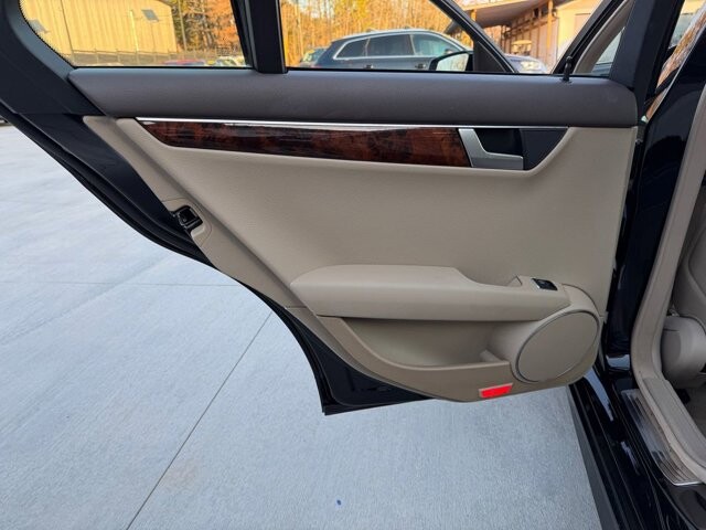 2013 Mercedes-Benz C 250 in Knoxville, TN 37920 - 18101523 8