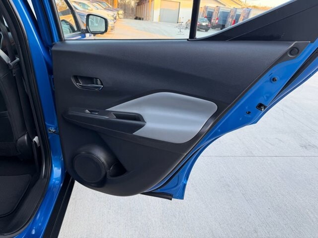 2021 Nissan Kicks in Knoxville, TN 37920 - 18101525 10