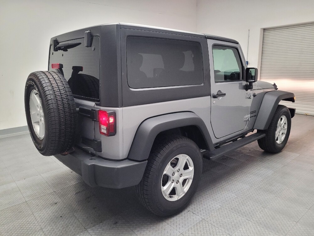 2018 Jeep Wrangler in Downey, CA 90241 - 18101537 9