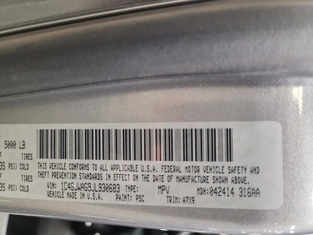 2018 Jeep Wrangler in Downey, CA 90241 - 18101537 33