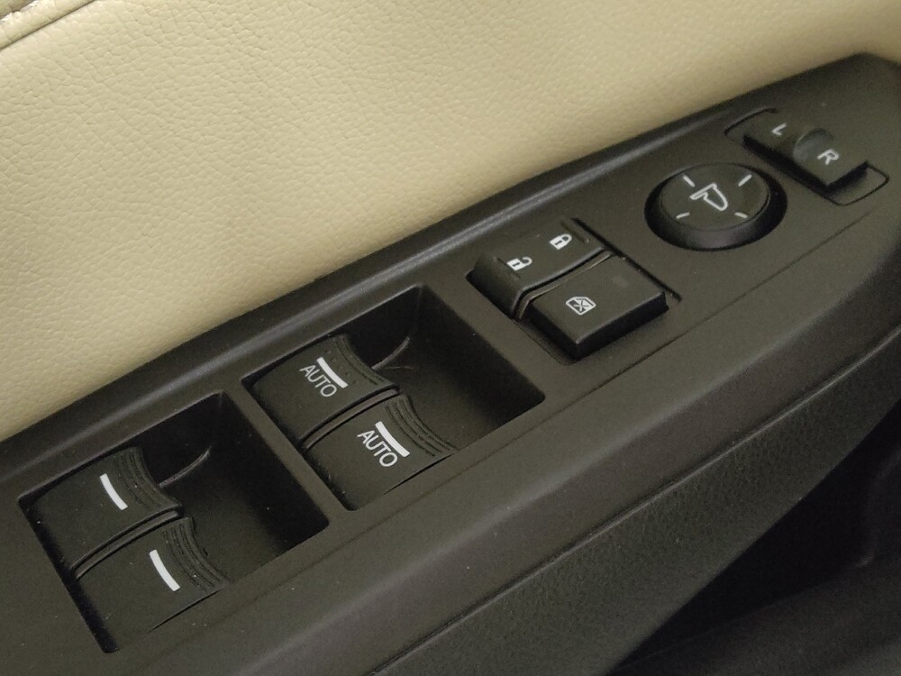 2016 Acura ILX in San Antonio, TX 78238 - 18101538 27