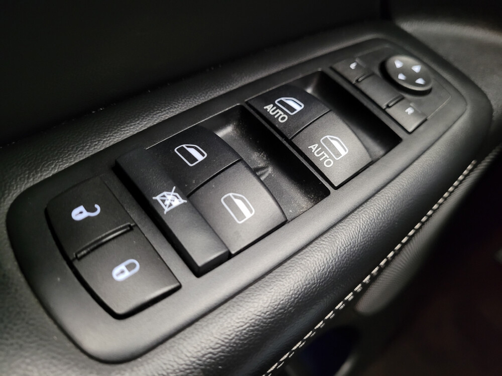 2015 Jeep Grand Cherokee in El Cajon, CA 92020 - 18101539 27