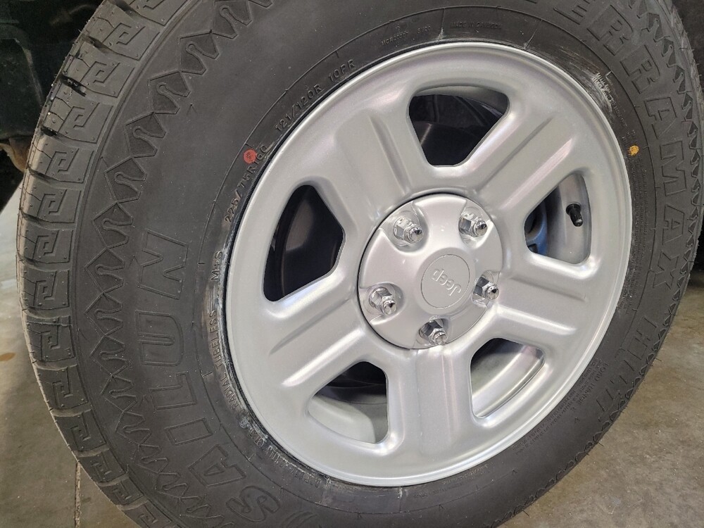 2016 Jeep Wrangler in Downey, CA 90241 - 18101541 31