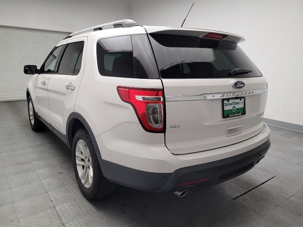 2014 Ford Explorer in Riverside, CA 92504 - 18101542 6