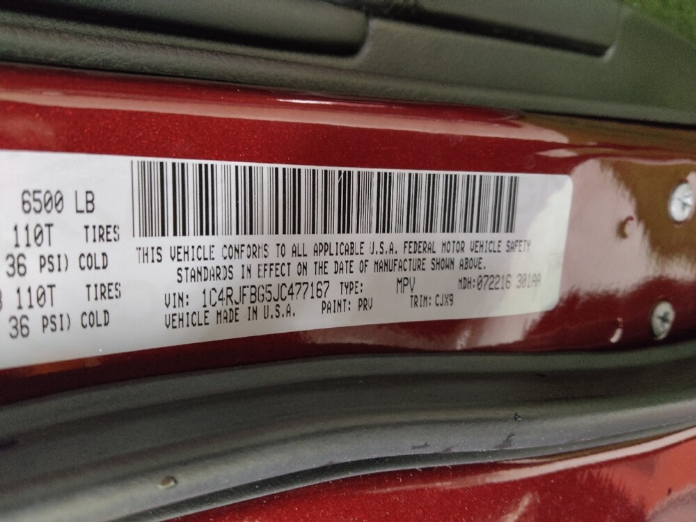 2018 Jeep Grand Cherokee in Conyers, GA 30094 - 18101560 33