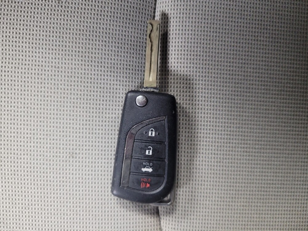 2021 Toyota Corolla in Stone Mountain, GA 30083 - 18101576 32