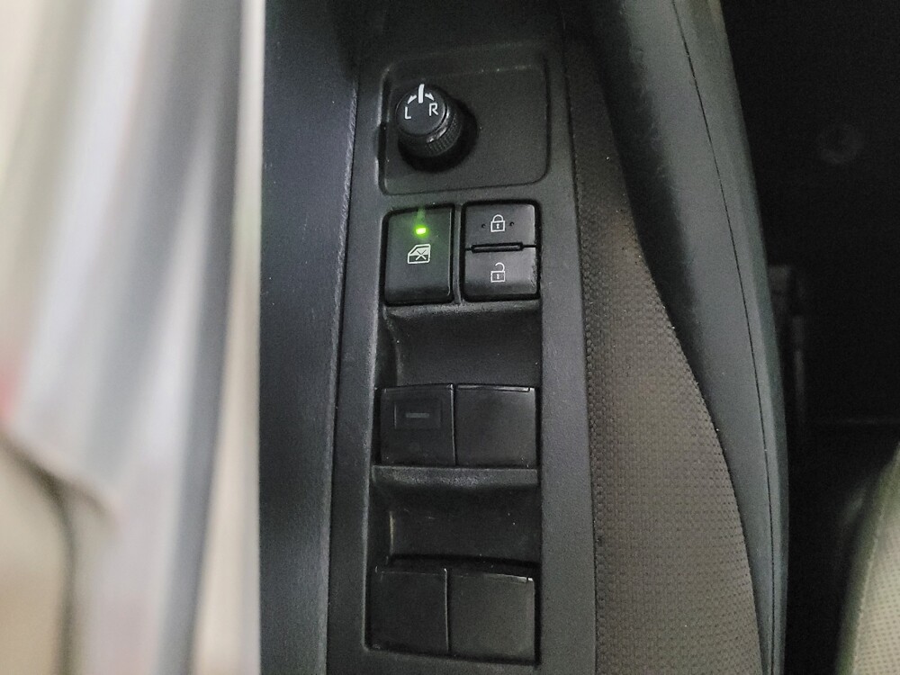 2021 Toyota Corolla in Stone Mountain, GA 30083 - 18101576 27