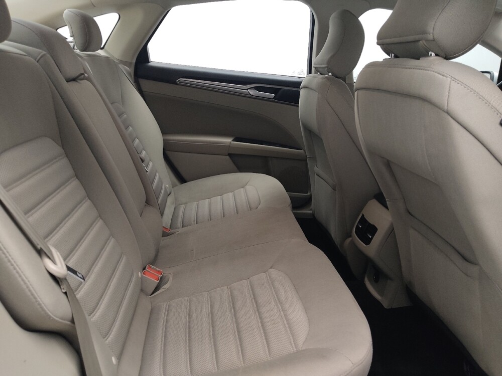 2019 Ford Fusion in Oklahoma City, OK 73139 - 18101592 19