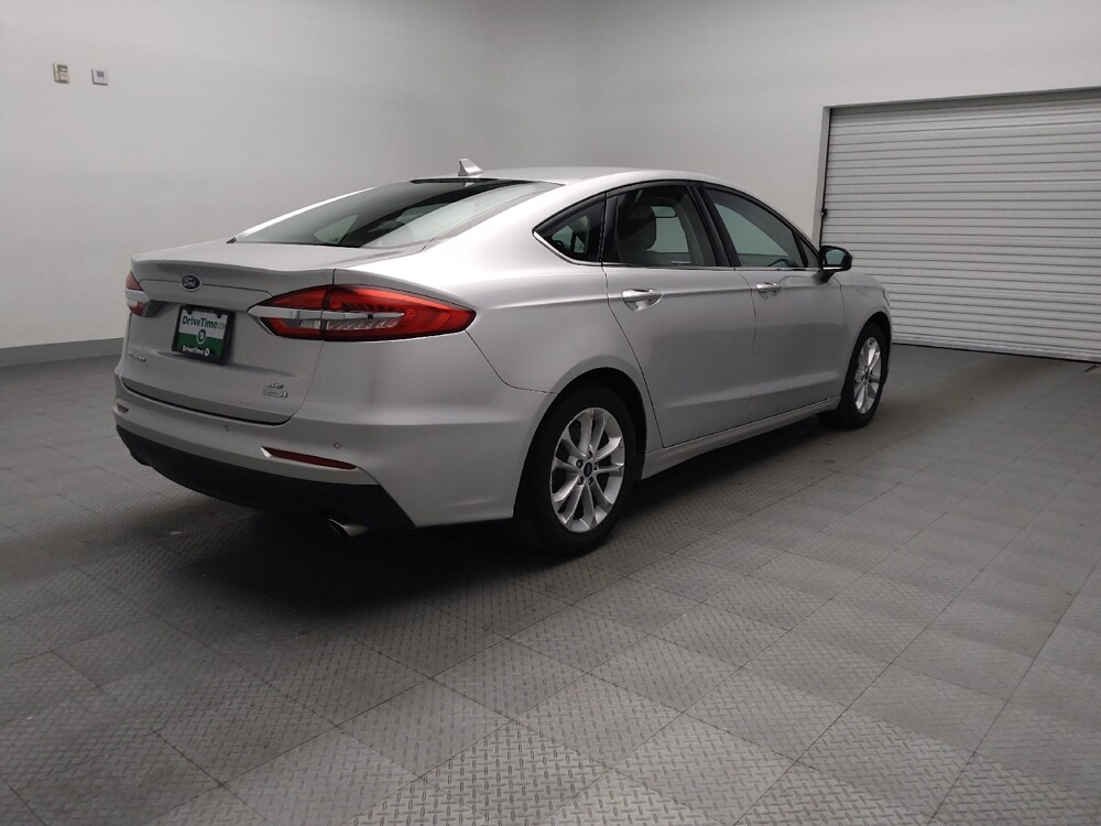2019 Ford Fusion in Oklahoma City, OK 73139 - 18101592 9