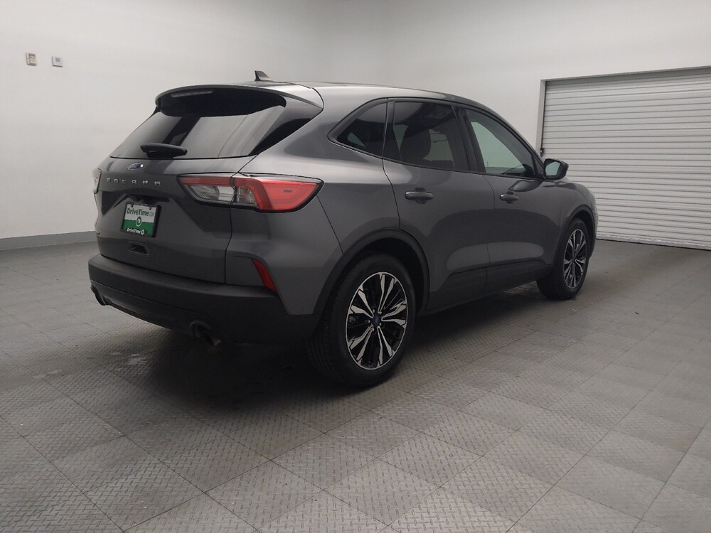 2022 Ford Escape in Oklahoma City, OK 73139 - 18101593 9