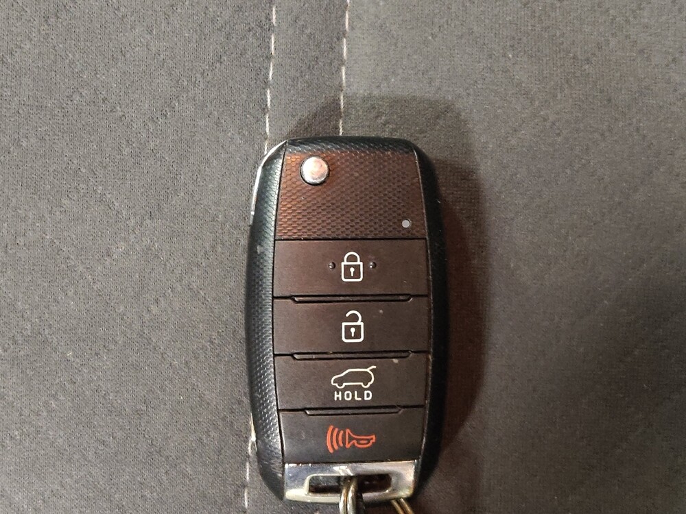 2019 Kia Sorento in Tulsa, OK 74145 - 18101595 32