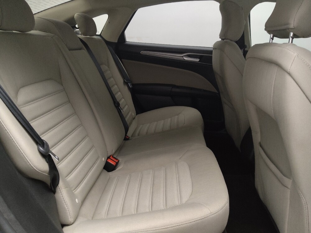 2018 Ford Fusion in Arlington, TX 76011 - 18101596 19