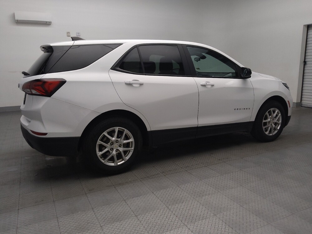 2022 Chevrolet Equinox in Lewisville, TX 75067 - 18101600 10