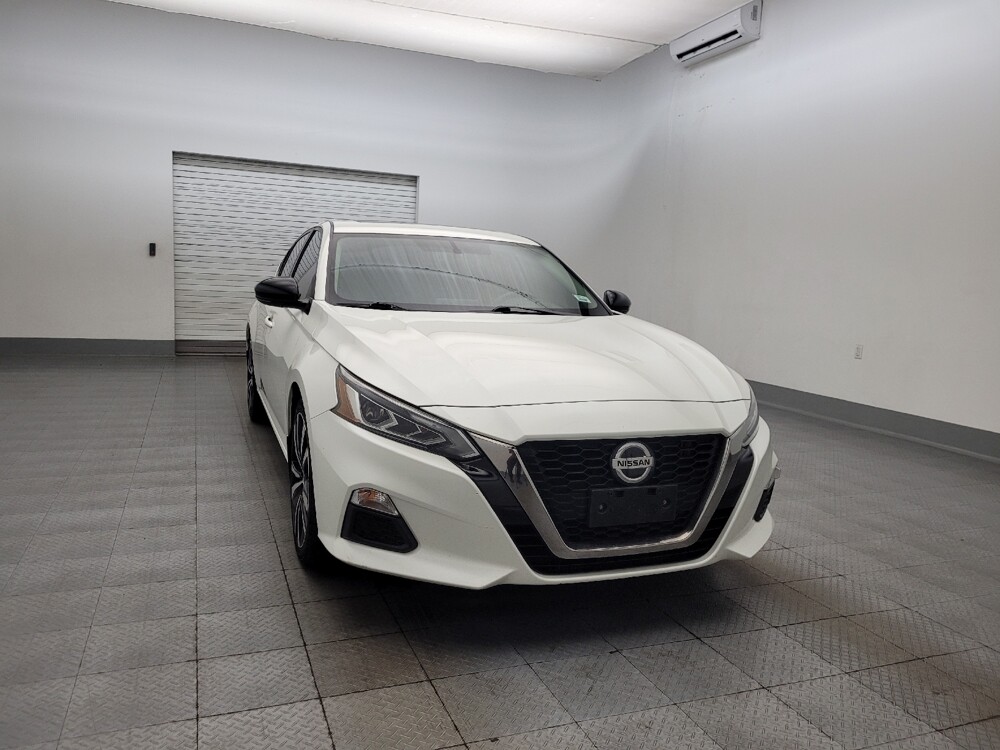 2019 Nissan Altima in Glendale, AZ 85301 - 18101602 14