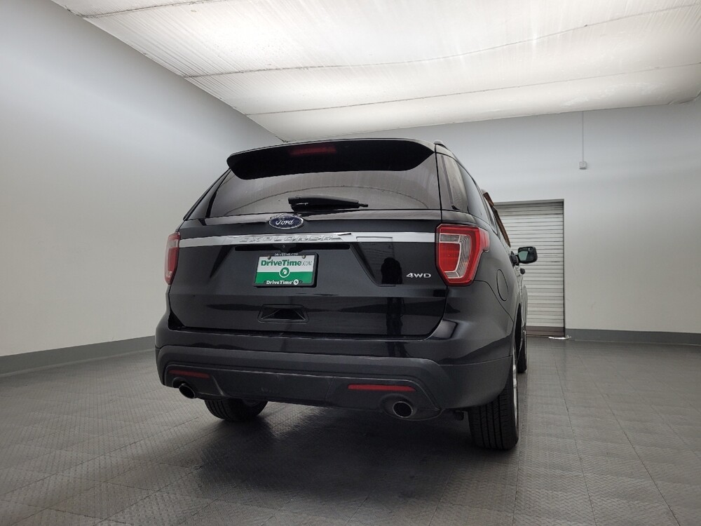 2017 Ford Explorer in Mesa, AZ 85210 - 18101604 7