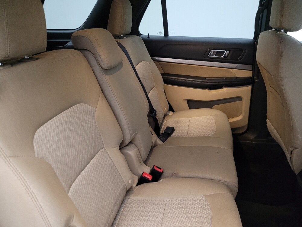 2017 Ford Explorer in Mesa, AZ 85210 - 18101604 19