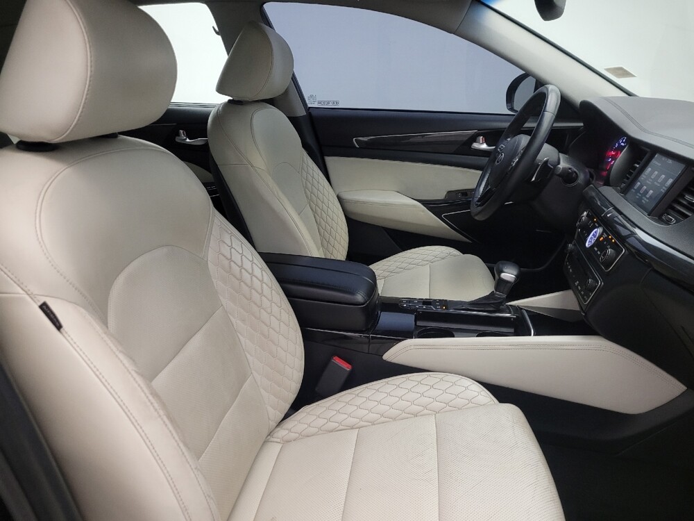 2017 Kia Cadenza in Phoenix, AZ 85015 - 18101608 21