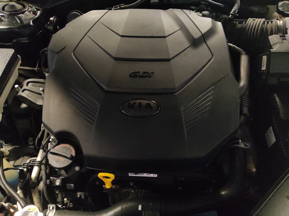 2017 Kia Cadenza in Phoenix, AZ 85015 - 18101608 30